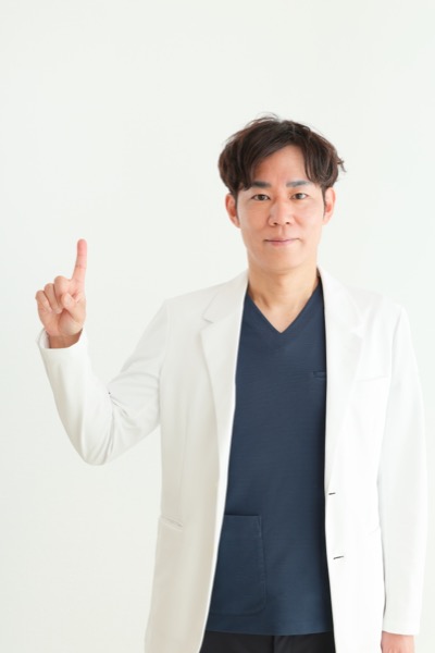監修者:花房 崇明